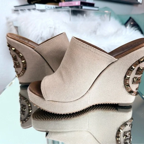 Tory Burch Studded Canvas Wedge Mules Cream/Tan/Size 9.5 - Picture 8 of 10